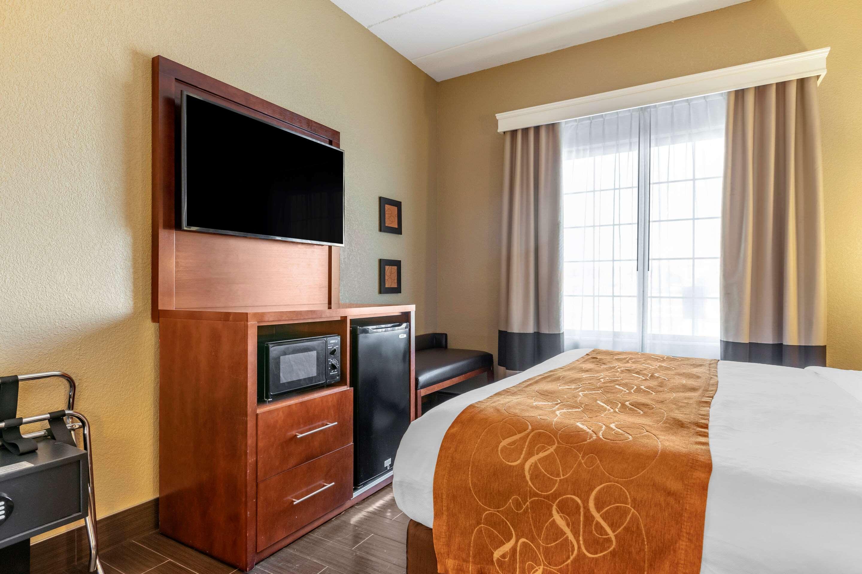 Comfort Suites Grand Rapids South Kentwood Экстерьер фото