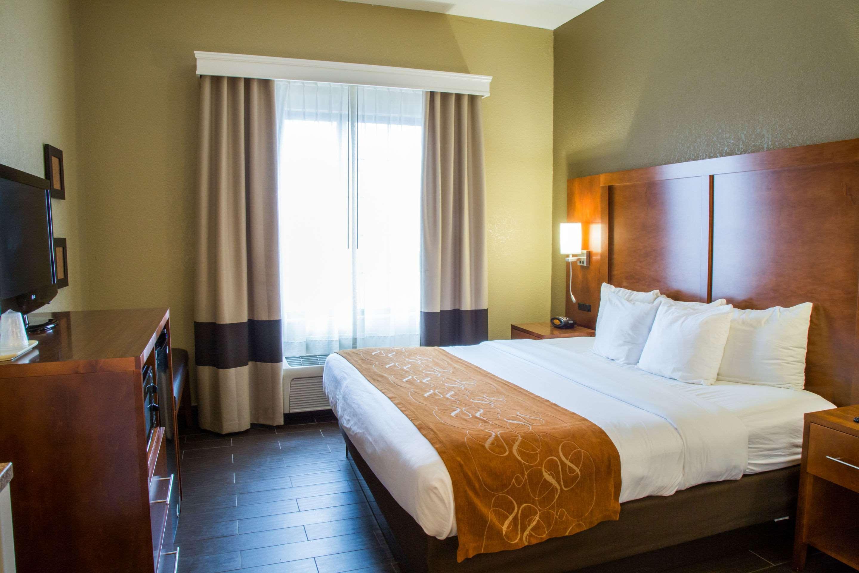 Comfort Suites Grand Rapids South Kentwood Экстерьер фото