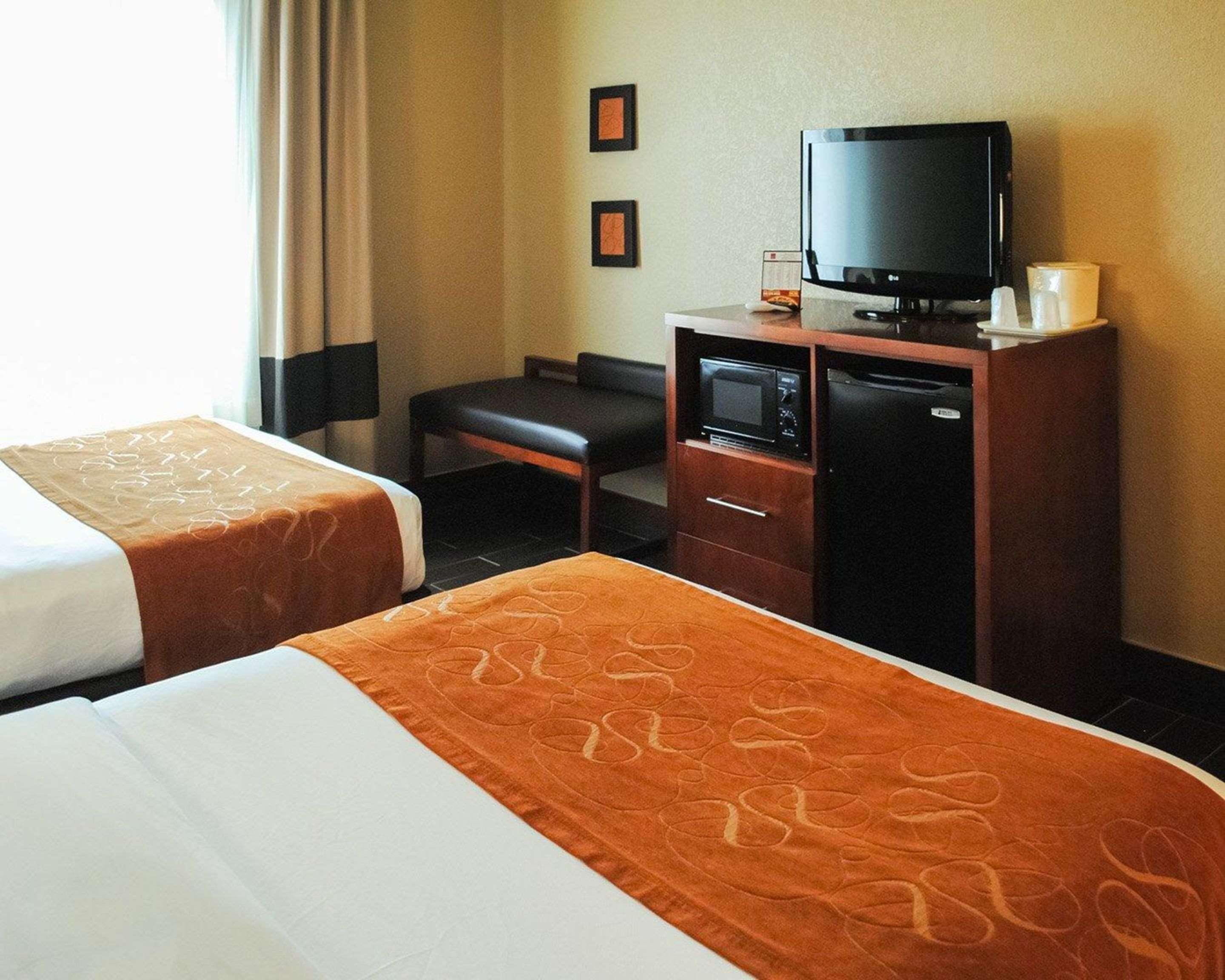 Comfort Suites Grand Rapids South Kentwood Экстерьер фото