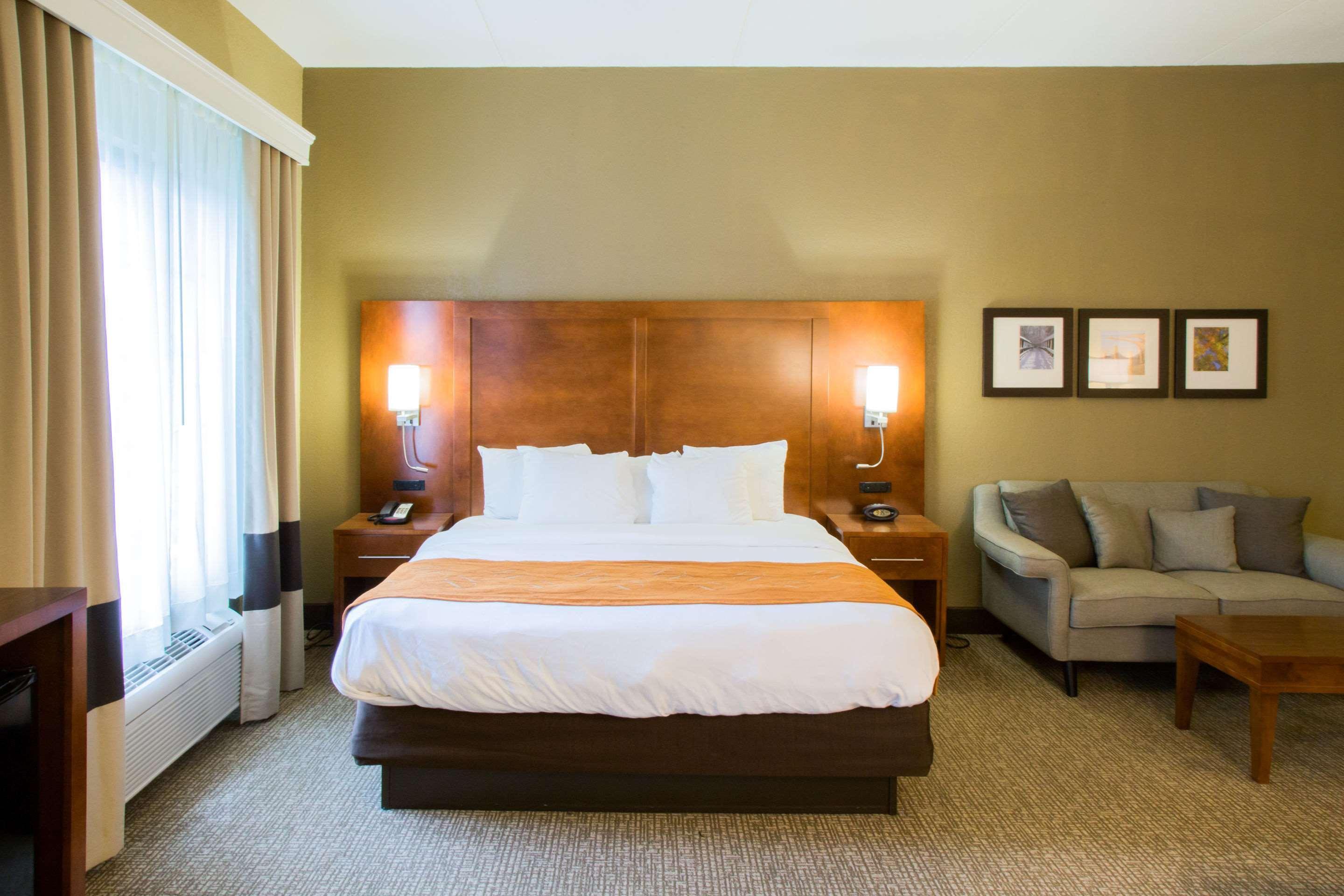 Comfort Suites Grand Rapids South Kentwood Экстерьер фото